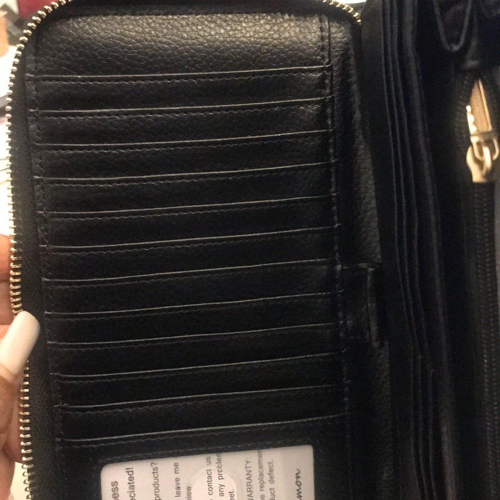 Wallet - Picture 4 of 10